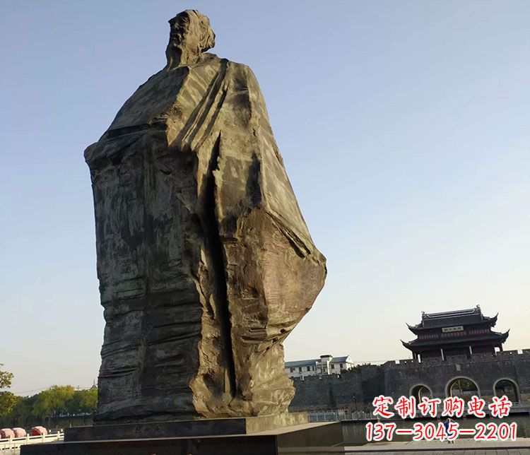 山东北宋文学家范仲淹石雕