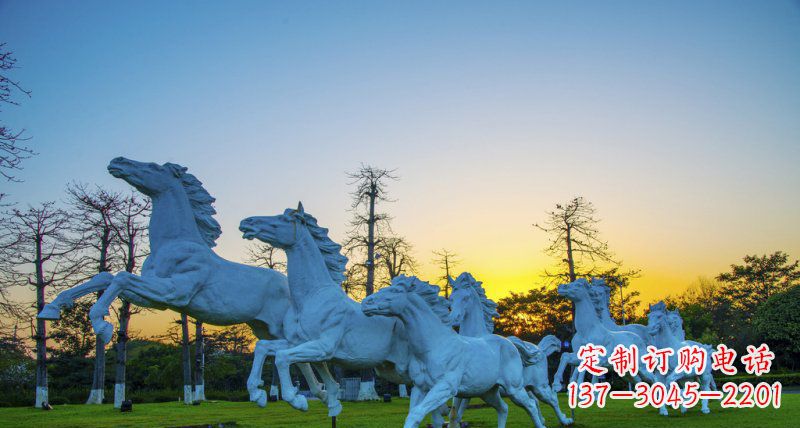 山东新颖活力的马群雕塑奔跑的马