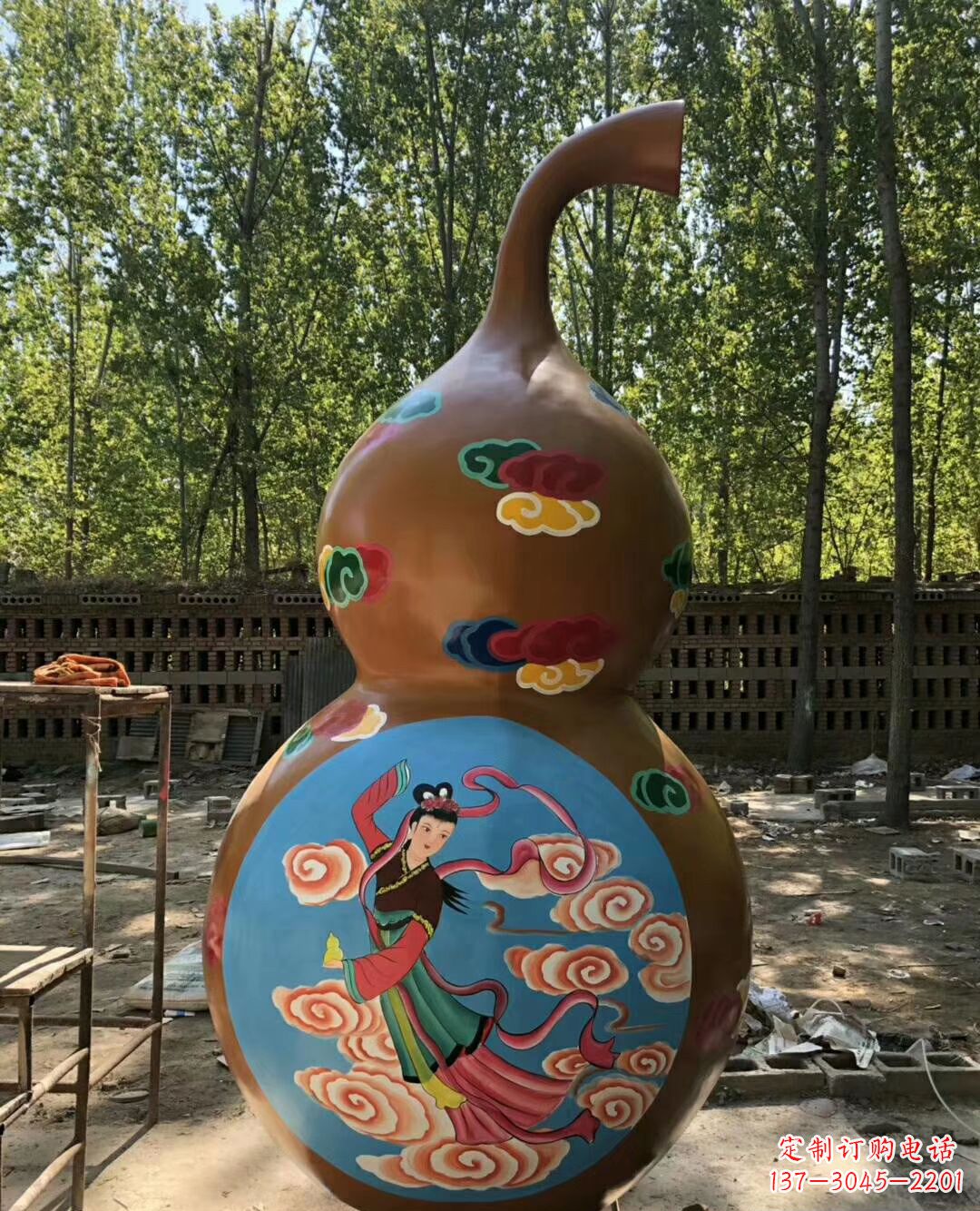 山东新颖玻璃钢葫芦雕塑