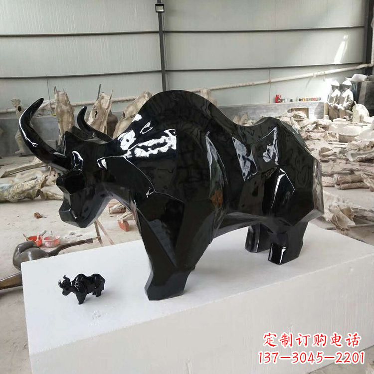 山东玻璃钢动物雕塑——展现自然之美