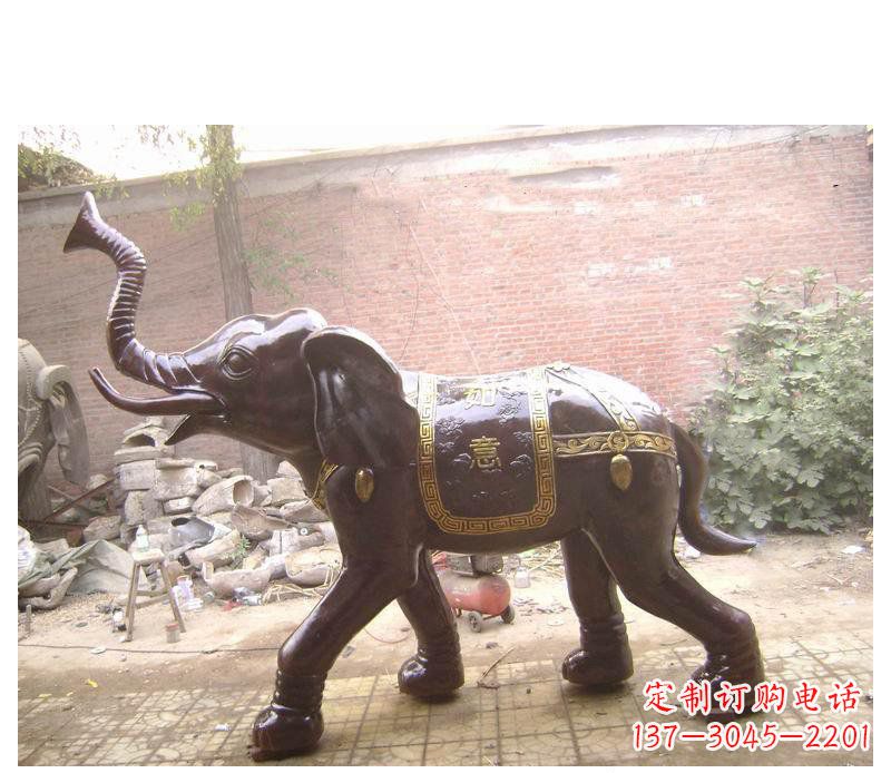 山东玻璃钢大象雕塑