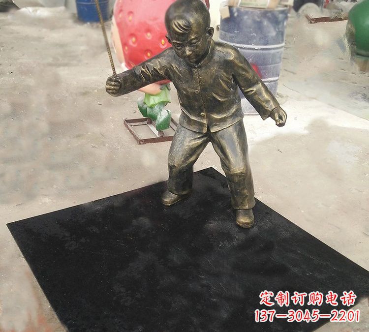 山东玻璃钢陀螺雕塑
