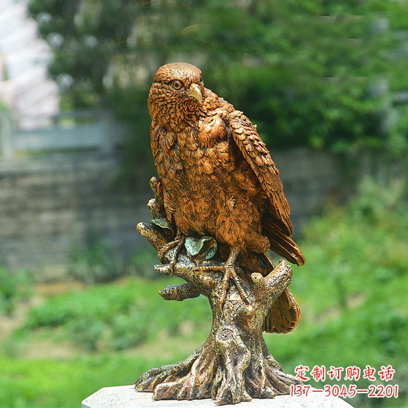 山东玻璃钢仿铜老鹰雕塑