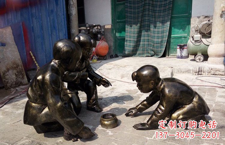 山东精美玻璃钢仿铜斗蛐蛐儿童雕塑