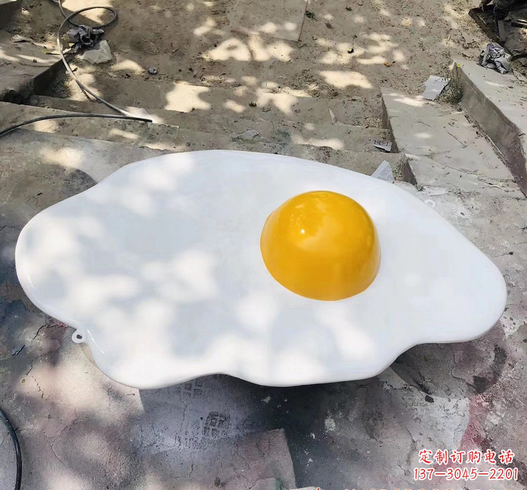 山东玻璃钢鸡蛋雕塑——精美绝伦