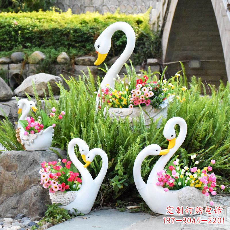 山东玻璃钢天鹅花盆雕塑