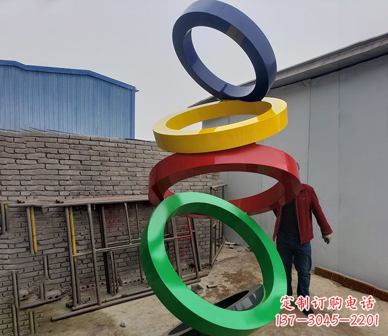 山东璀璨缤纷的不锈钢圆环雕塑