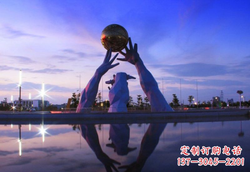 山东不锈钢城市的地球雕塑
