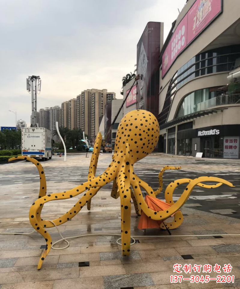 山东不锈钢章鱼雕塑一座海洋之城的标志