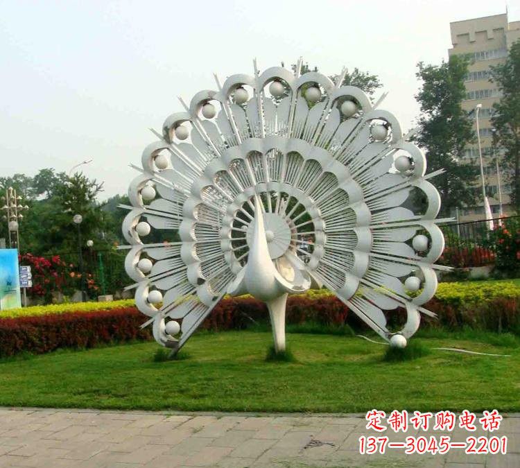 山东不锈钢孔雀雕塑