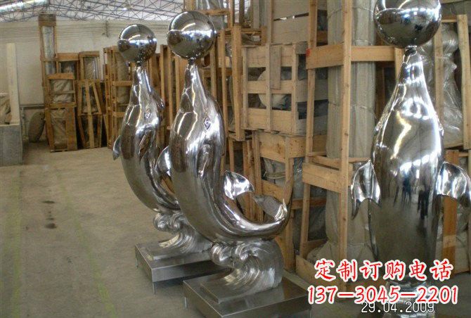 山东不锈钢抽象海豚顶球雕塑