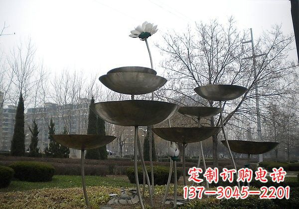 山东不锈钢荷花雕塑浪漫与优雅的融合