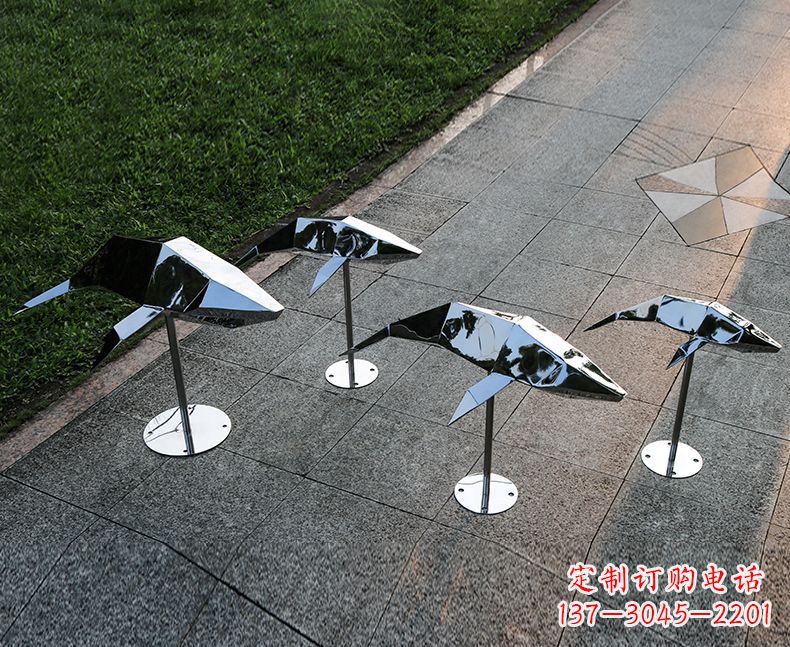 山东不锈钢海豚雕塑精致的海洋之美