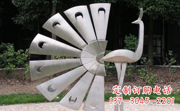 山东不锈钢孔雀雕塑美丽而持久