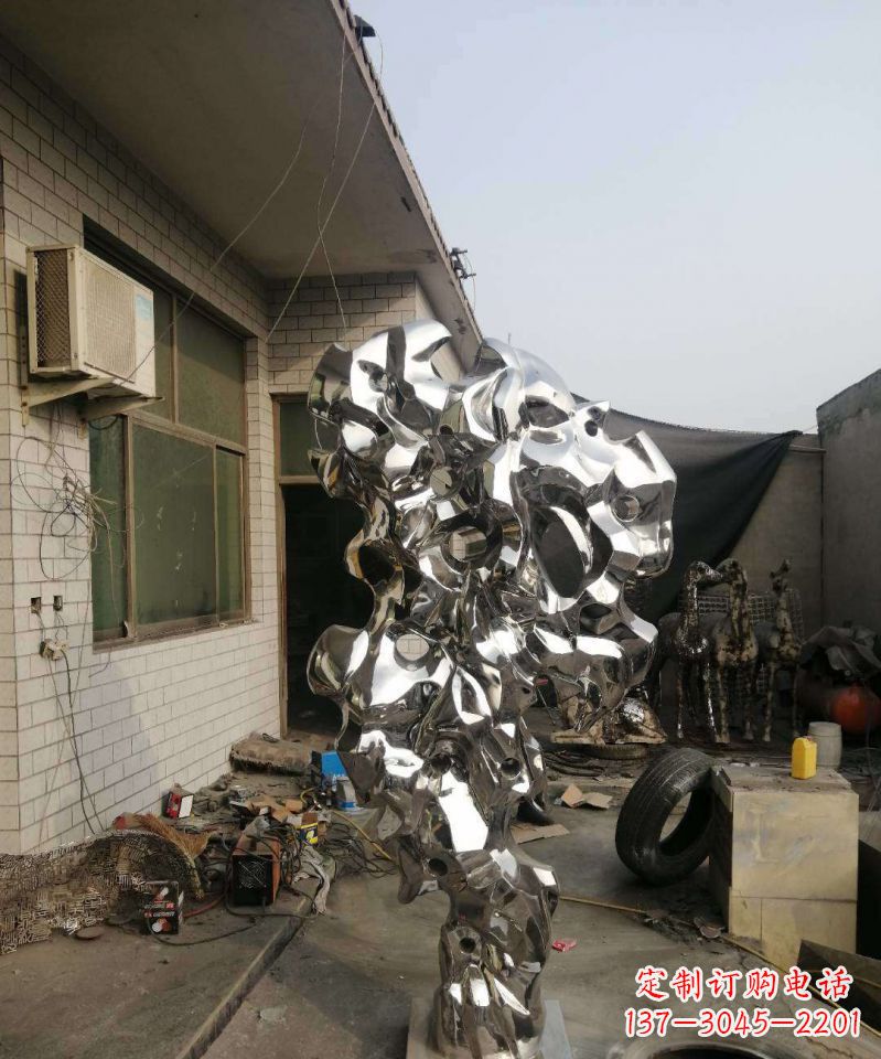 山东太湖石雕塑不锈钢的艺术精品