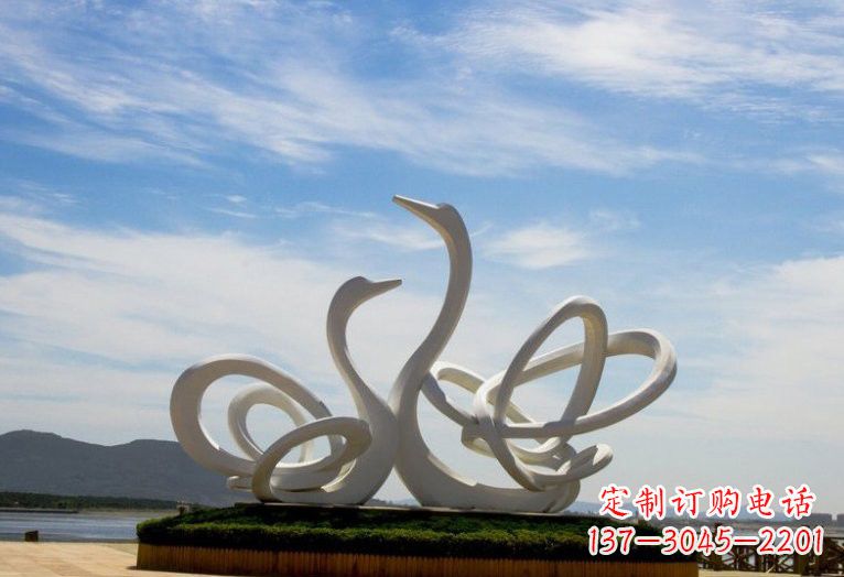 山东不锈钢制天鹅雕塑