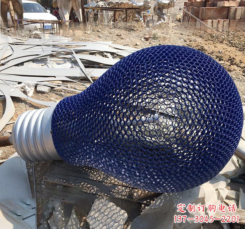 山东不锈钢灯泡雕塑22