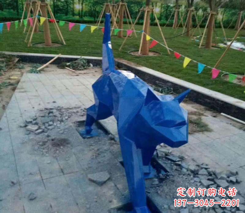 山东不锈钢动物雕塑