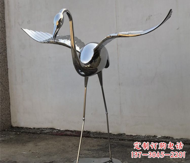 山东不锈钢锻造的丹顶鹤雕塑