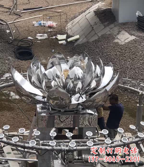 山东不锈钢荷花景观雕塑