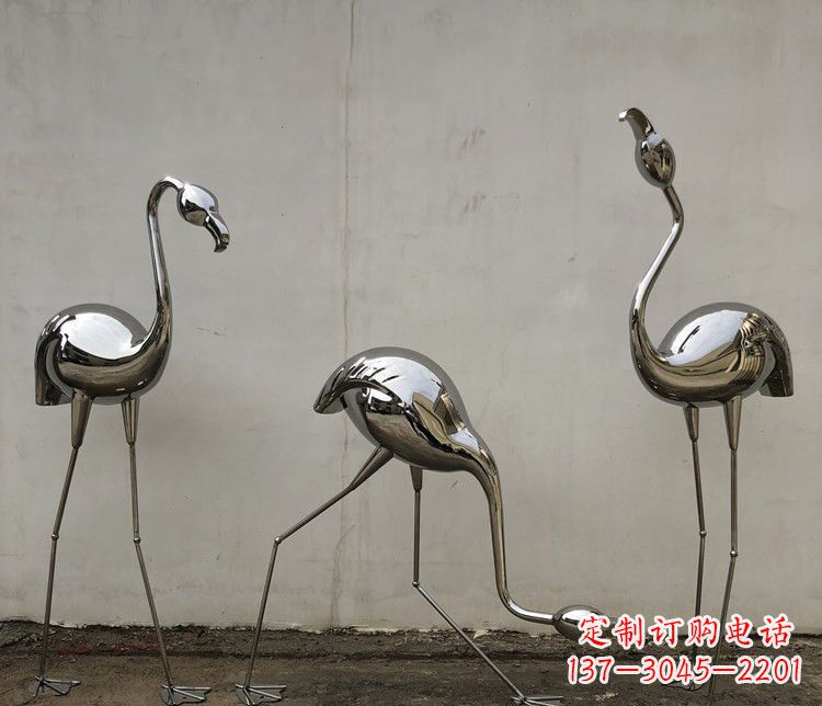 山东不锈钢锻造的火烈鸟雕塑