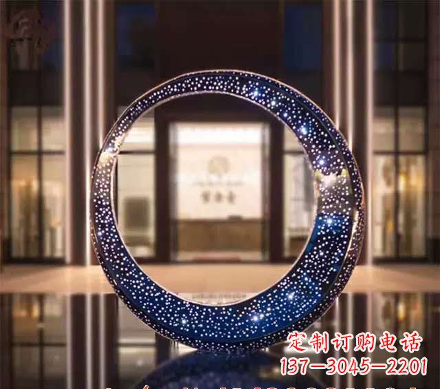 山东不锈钢发光月亮雕塑照亮夜空的梦幻之光