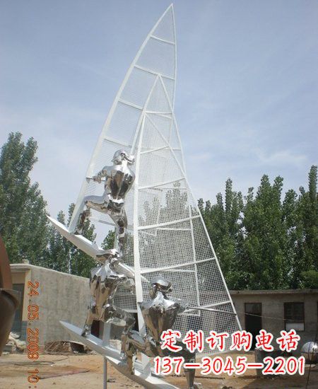 山东海上航行不锈钢帆船雕塑