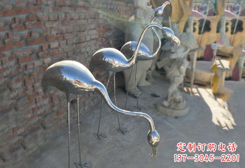 山东不锈钢火烈鸟雕塑灿烂耀眼的艺术之作