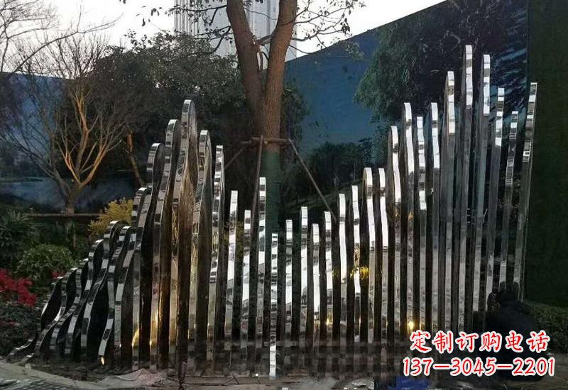 山东不锈钢公园抽象假山雕塑
