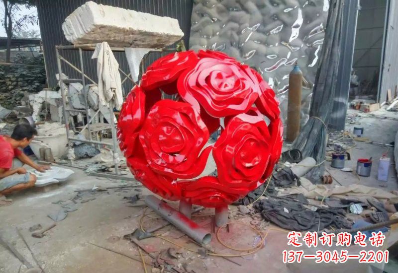 山东不锈钢玫瑰雕塑让玫瑰之美永存