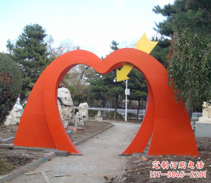 山东不锈钢拱门雕塑给空间增添灵动之美