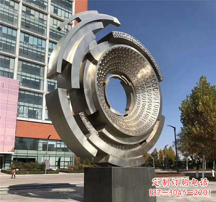 山东不锈钢齿轮雕塑流动的美丽