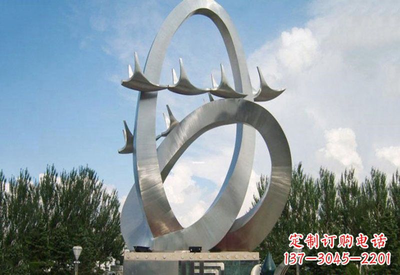 山东不锈钢广场抽象飞翔的天鹅雕塑