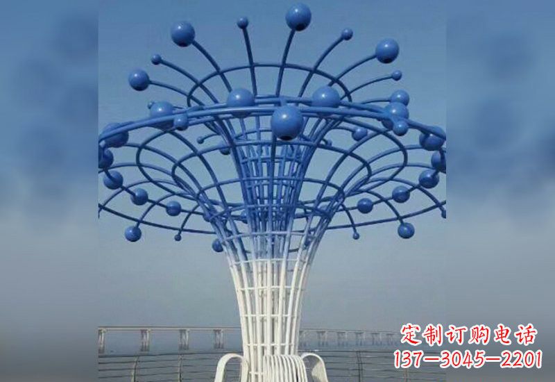 山东不锈钢广场上的喷泉雕塑