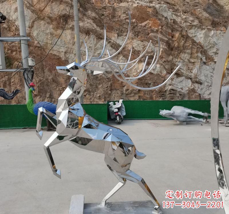 山东不锈钢广场梅花鹿雕塑