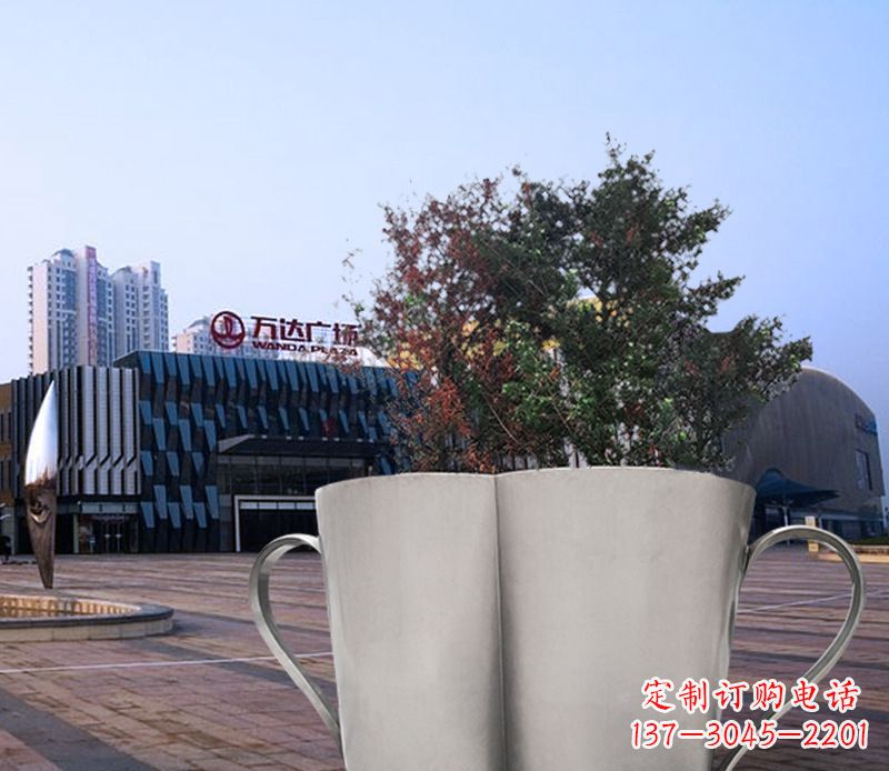 山东不锈钢花盆雕塑带来精致的艺术感受