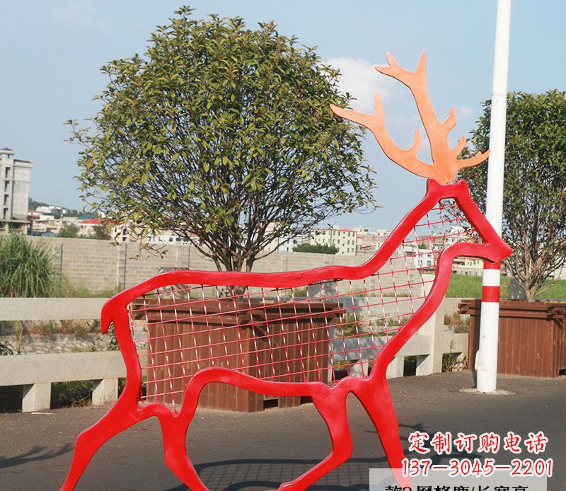 山东不锈钢动物雕塑——鹿