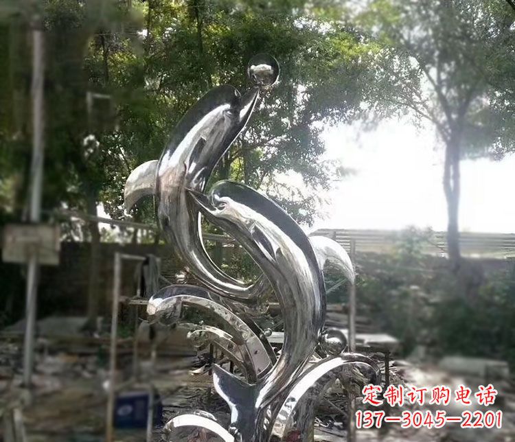山东不锈钢海豚顶球雕塑