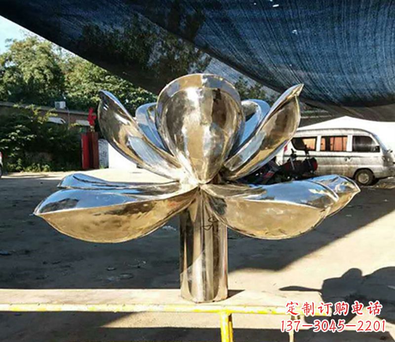 山东不锈钢荷花雕塑——彰显小区景观之美