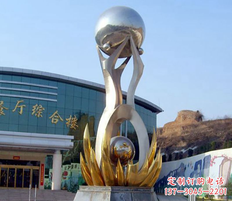 山东不锈钢荷叶托球雕塑艺术之美