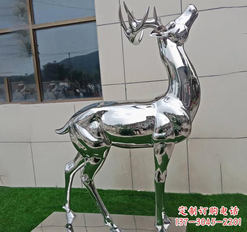 山东不锈钢户外动物鹿雕塑精致大气的艺术品