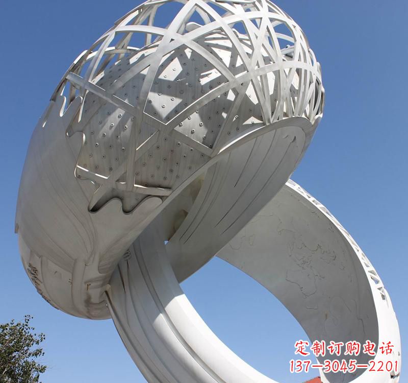 山东不锈钢户外婚庆戒指雕塑