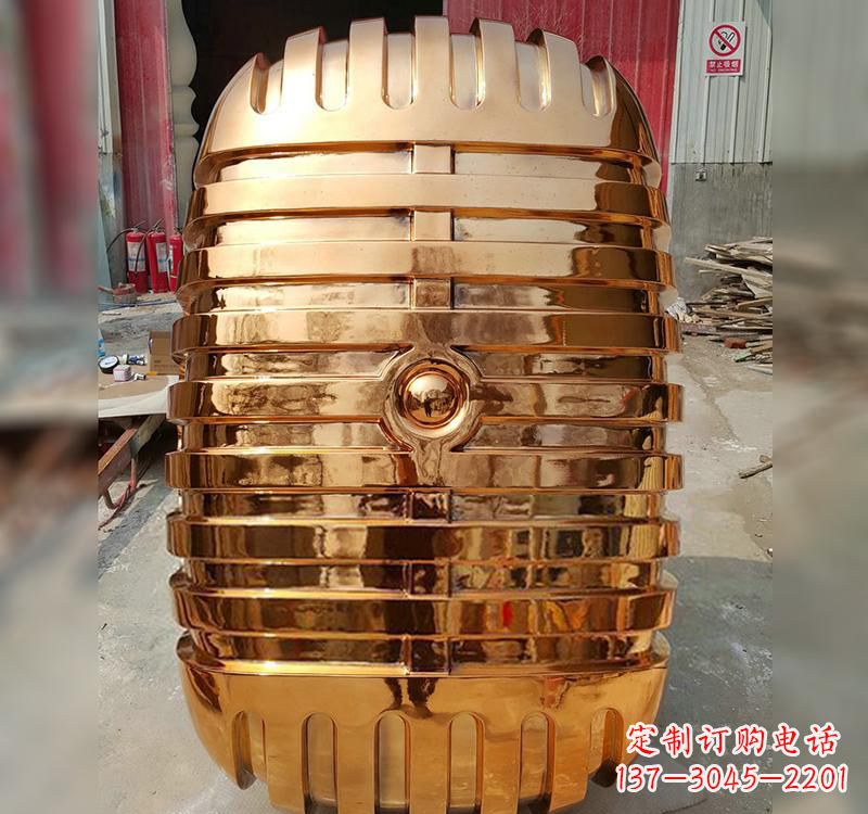 山东不锈钢话筒雕塑传承历史的象征