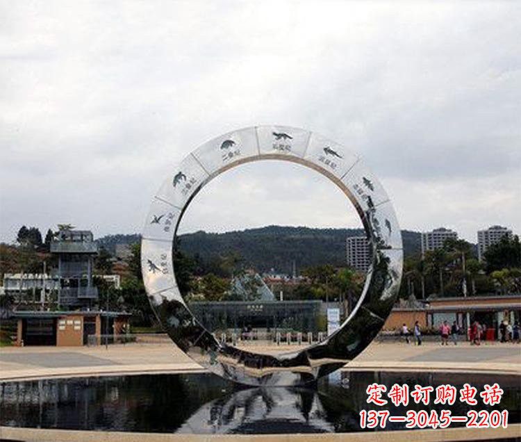 山东恐龙圆环雕塑让恐龙永久存在