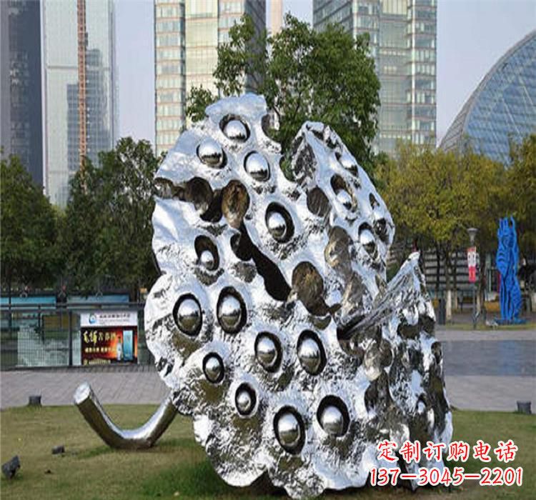 山东不锈钢莲蓬雕塑源自中国传统文化的精美作品