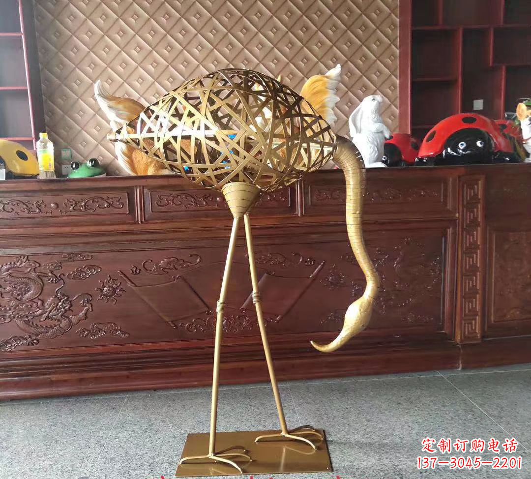 山东不锈钢丹顶鹤雕塑精美外形,传承中华文化