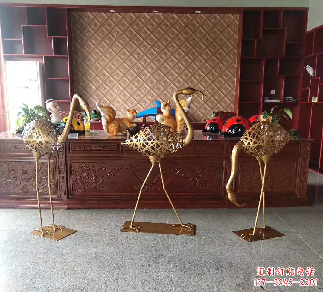 山东不锈钢镂空火烈鸟雕塑