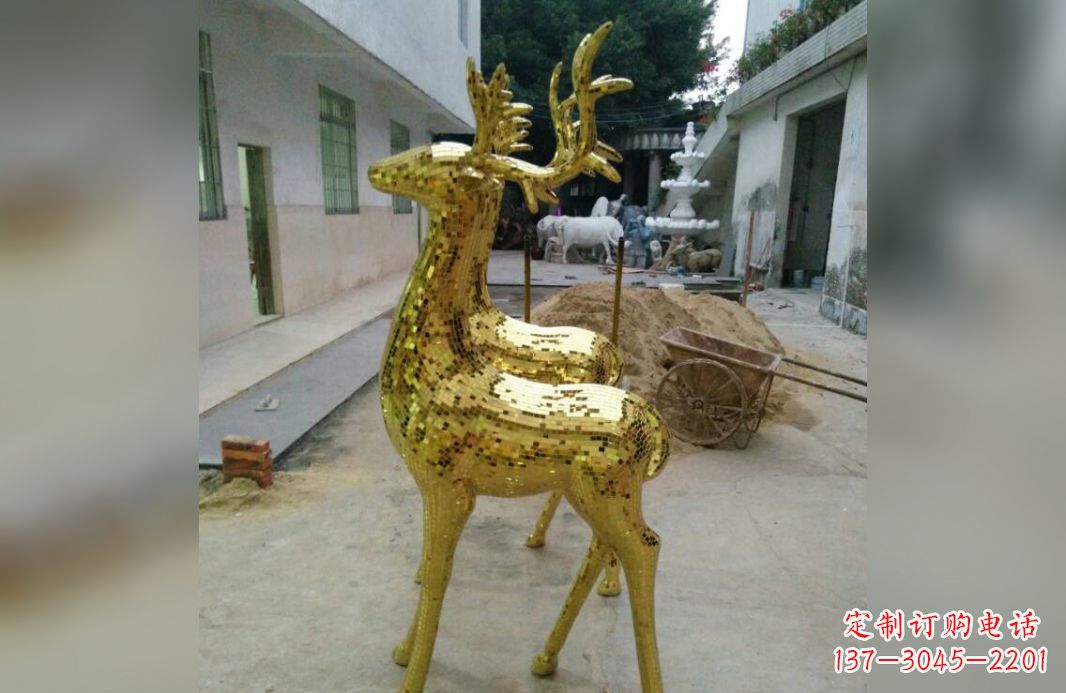 山东不锈钢鹿公园的动物雕塑