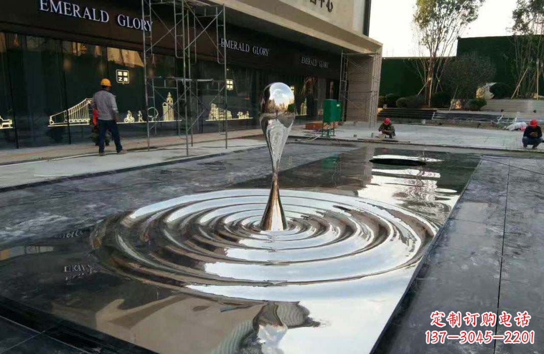 山东不锈钢抛光水滴雕塑