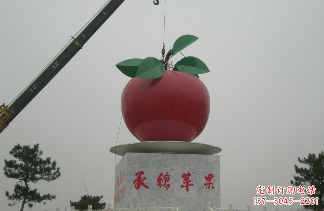 山东不锈钢苹果雕塑精美绝伦的艺术杰作